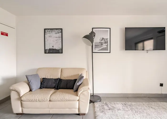 Moonlit Tide By Seareen